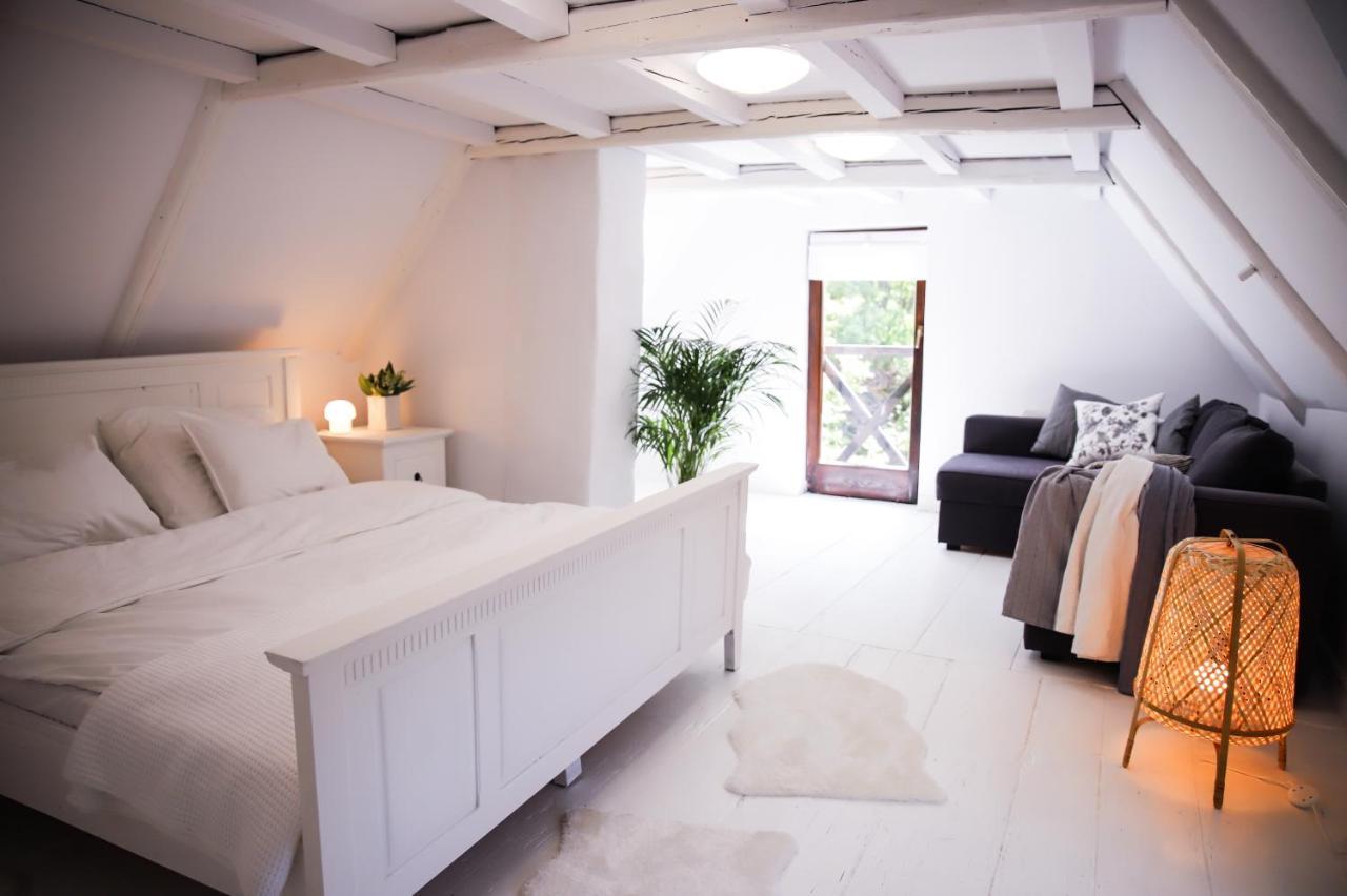 Za Rozowymi Drzwiami Villa Jelenia Góra Екстериор снимка